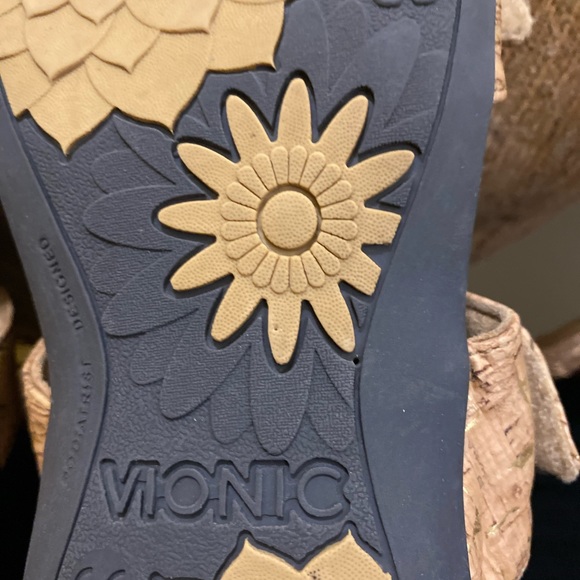 VIONIC Women’s orthotic slide Size 8 - Picture 9 of 10